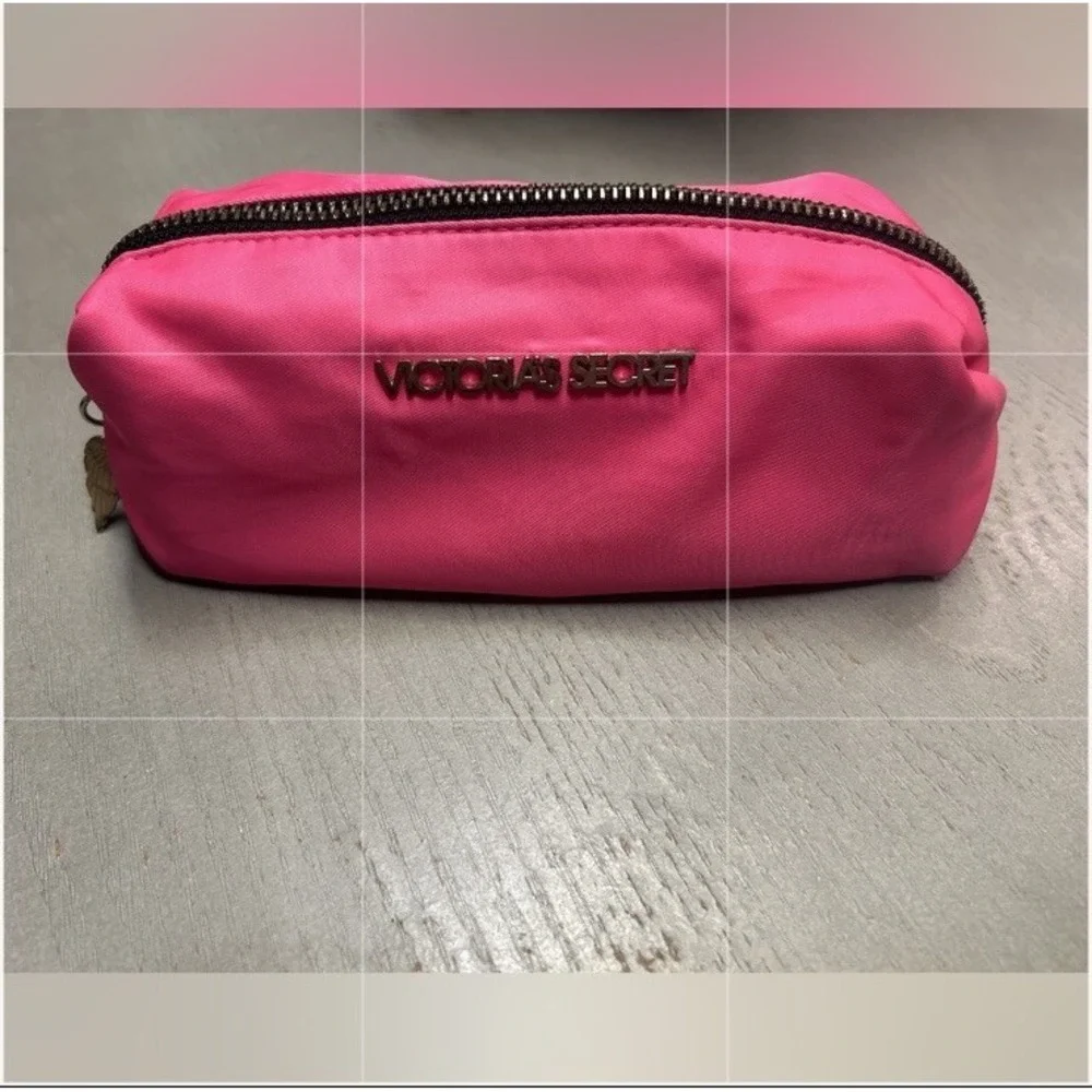 Victoria's Secret Satin Cosmetic Bag / Makeup Bag Pink